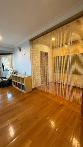 Rumah Teres 3 Tingkat untuk Disewa di Bandar Utama 11 (Bandar Utama) - Jing Xie - Living Room - PropertyGuru.com.my