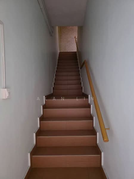 Shop for Rent in Austin Perdana (Tebrau) - Alan Lin - Corridor - PropertyGuru.com.my