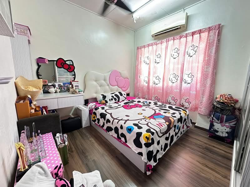 Rumah Teres 2 Tingkat untuk Dijual di Taman Bukit Rawang Jaya (Rawang) - Tris Jong - Bedroom - PropertyGuru.com.my