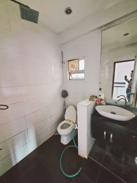 Apartment for Sale at Kantan Court - Philip Wong - Bathroom - PropertyGuru.com.my