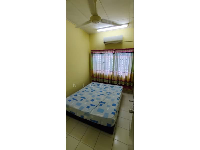 2-storey Terraced House for Sale in TAMAN PUCHONG UTAMA (Puchong) - NIck C - Bedroom - PropertyGuru.com.my