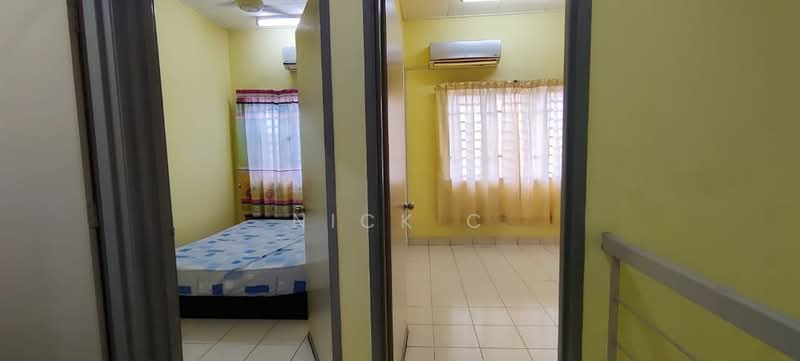 2-storey Terraced House for Sale in TAMAN PUCHONG UTAMA (Puchong) - NIck C - Bedroom - PropertyGuru.com.my