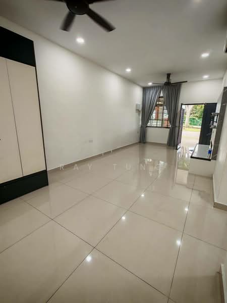 1-storey Terraced House for Rent in Taman Pelangi Indah (Ulu Tiram) - Ray Tung - Living Room - PropertyGuru.com.my