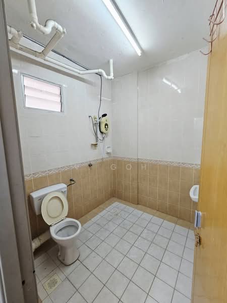Pangsapuri untuk Disewa di Mutiara Heights - V. Goh - Bathroom - PropertyGuru.com.my