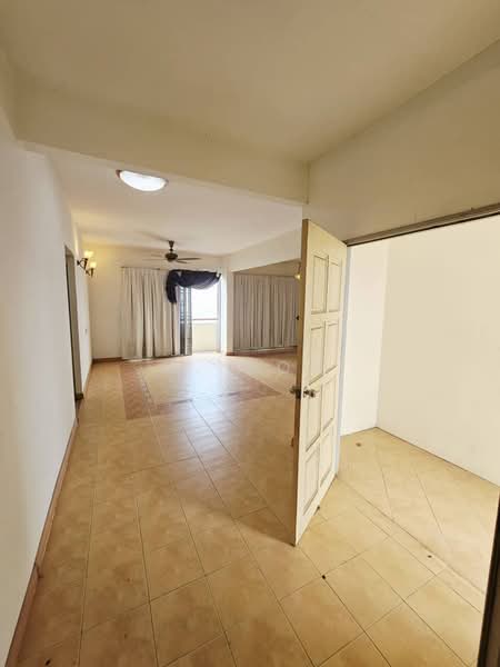 Pangsapuri untuk Disewa di Mutiara Heights - V. Goh - Living Room - PropertyGuru.com.my