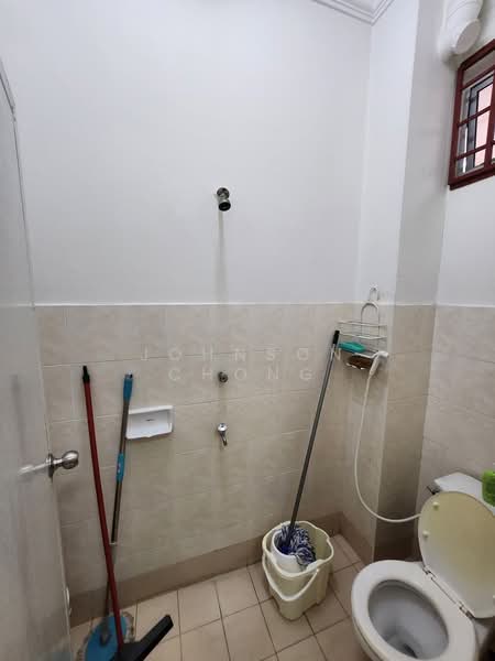 2-storey Terraced House for Sale in Taman Seri Orkid (Skudai) - Johnson Chong - Bathroom - PropertyGuru.com.my