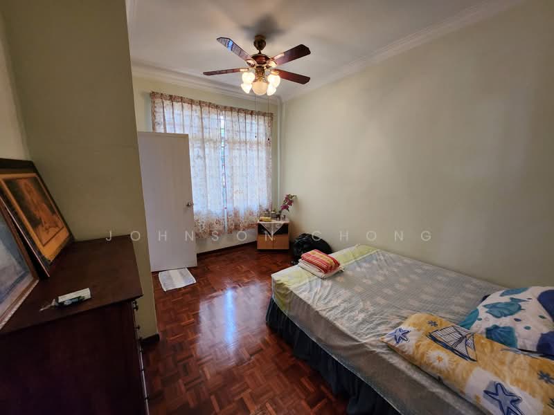 2-storey Terraced House for Sale in Taman Seri Orkid (Skudai) - Johnson Chong - Bedroom - PropertyGuru.com.my