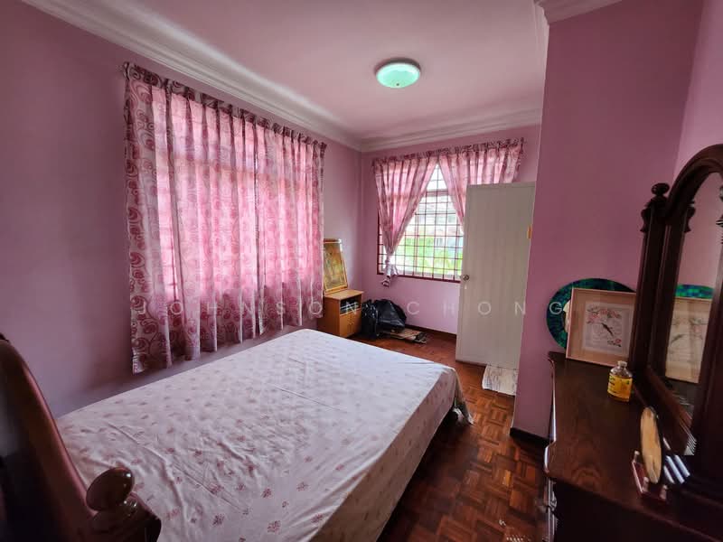 2-storey Terraced House for Sale in Taman Seri Orkid (Skudai) - Johnson Chong - Bedroom - PropertyGuru.com.my
