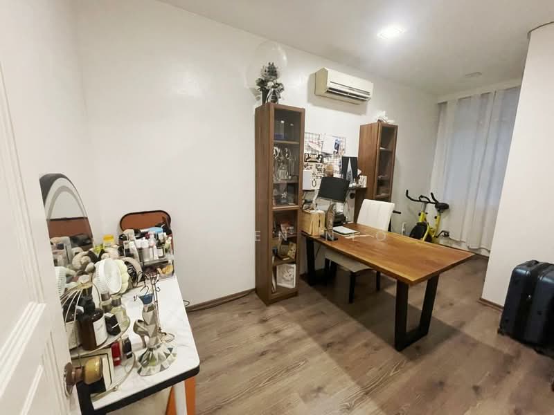 2-storey Terraced House for Sale in Taman Bestari Indah (Ulu Tiram) - Jayden Neo - Study - PropertyGuru.com.my