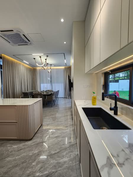 Rumah Banglo untuk Dijual di Bandar Sungai Long (Selangor) - Chris H.H Ng - Kitchen - PropertyGuru.com.my