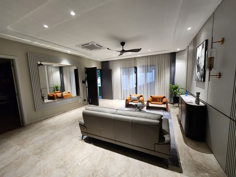 Rumah Banglo untuk Dijual di Bandar Sungai Long (Selangor) - Chris H.H Ng - Living Room - PropertyGuru.com.my