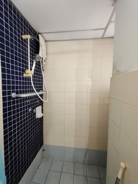 Condominium for Rent at Perdana Exclusive - Wawa Leong - Bathroom - PropertyGuru.com.my