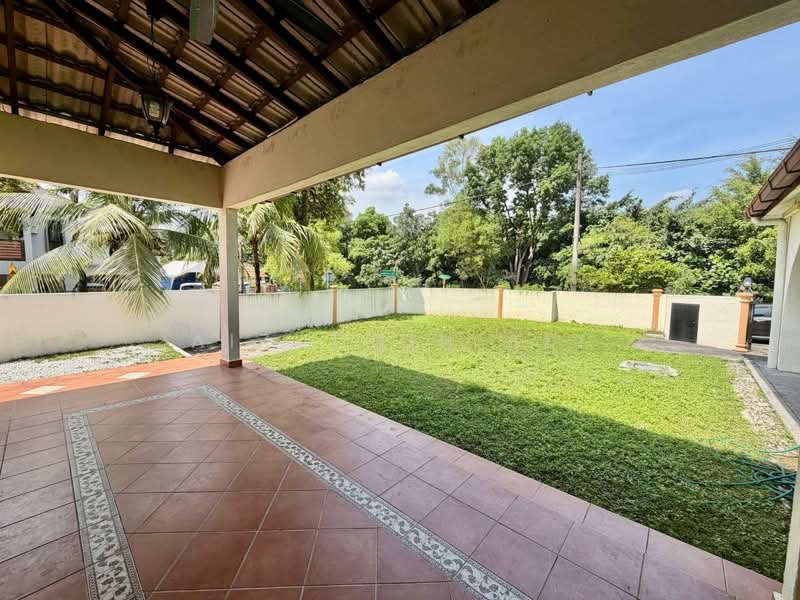 Rumah Berkembar untuk Dijual di Seksyen 9 (Shah Alam) - Aizuddin Ali - Exterior - PropertyGuru.com.my