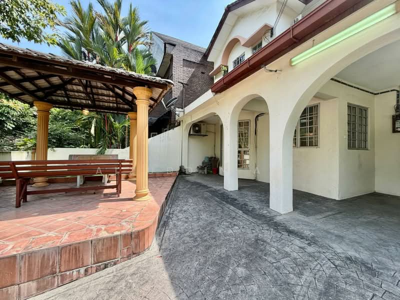 Rumah Berkembar untuk Dijual di Seksyen 9 (Shah Alam) - Aizuddin Ali - Exterior - PropertyGuru.com.my