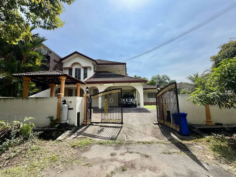 Rumah Berkembar untuk Dijual di Seksyen 9 (Shah Alam) - Aizuddin Ali - Exterior - PropertyGuru.com.my
