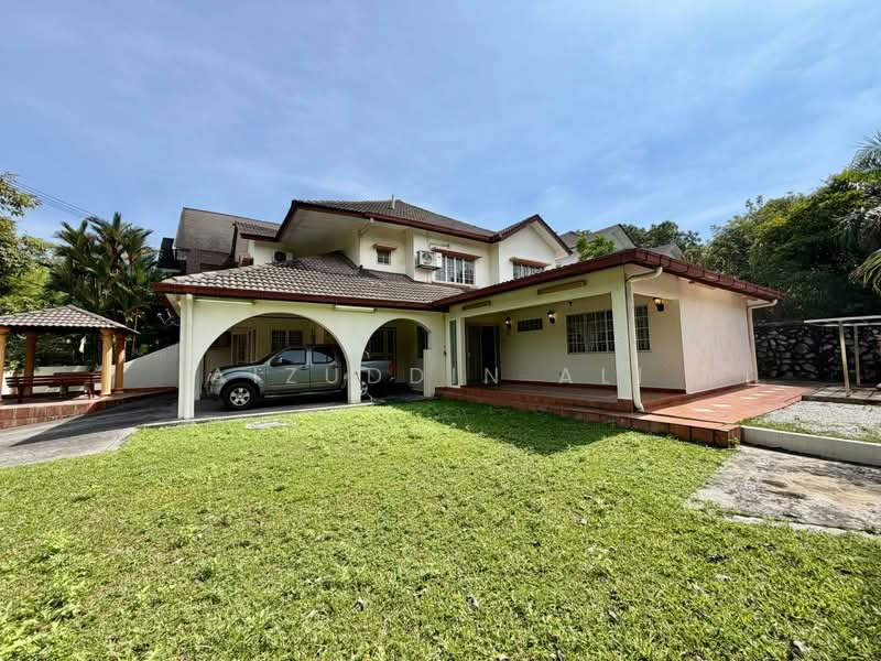Rumah Berkembar untuk Dijual di Seksyen 9 (Shah Alam) - Aizuddin Ali - Exterior - PropertyGuru.com.my