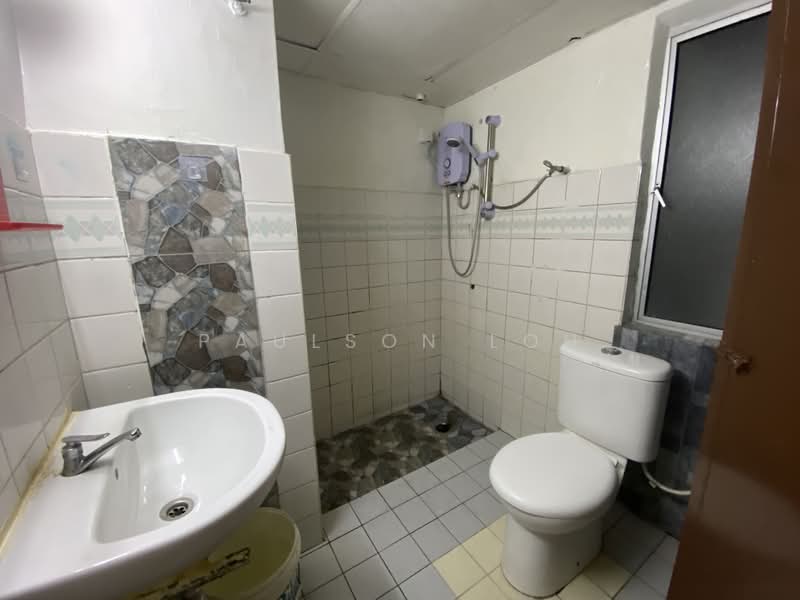 Condominium for Sale at The Palladium - Paulson Loh - Bathroom - PropertyGuru.com.my