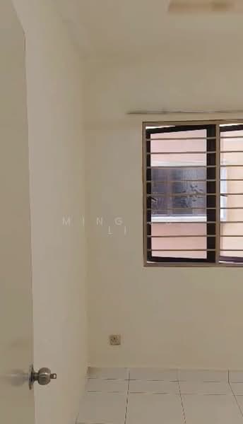 Condominium for Sale at Putra Villa - Ming Ju Li - Interior - PropertyGuru.com.my