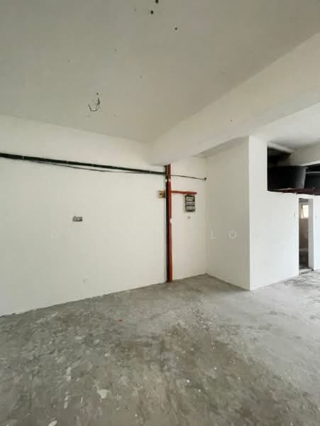 Shop for Rent in Bandar Seri Putra (Bangi) - Desmond Low - Interior - PropertyGuru.com.my