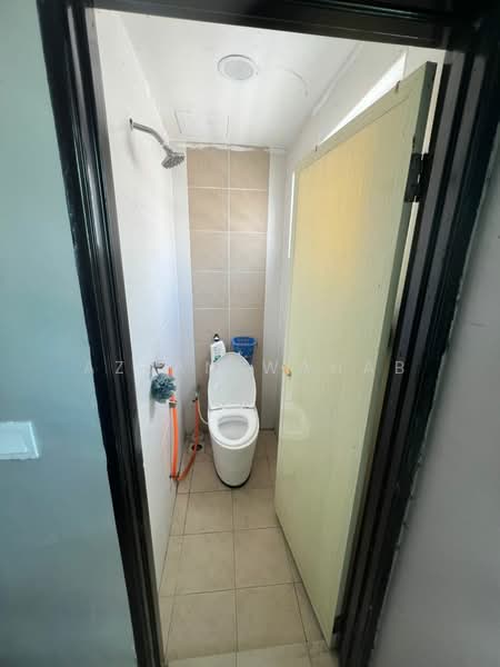 Apartment for Sale at Samudera 1 - Azean Wahab - Bathroom - PropertyGuru.com.my