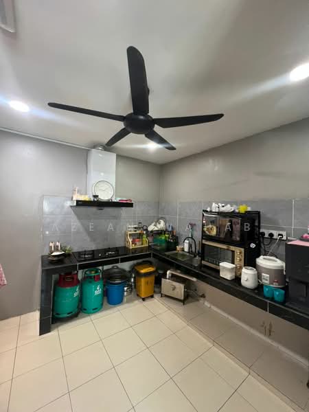 Apartment for Sale at Samudera 1 - Azean Wahab - Kitchen - PropertyGuru.com.my