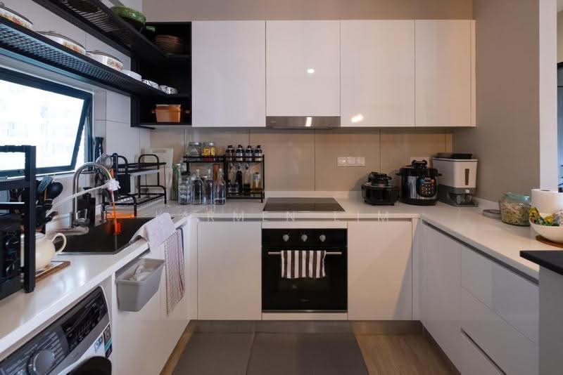 Kediaman Servis untuk Dijual di Astoria Ampang - Karmen Lim - Kitchen - PropertyGuru.com.my