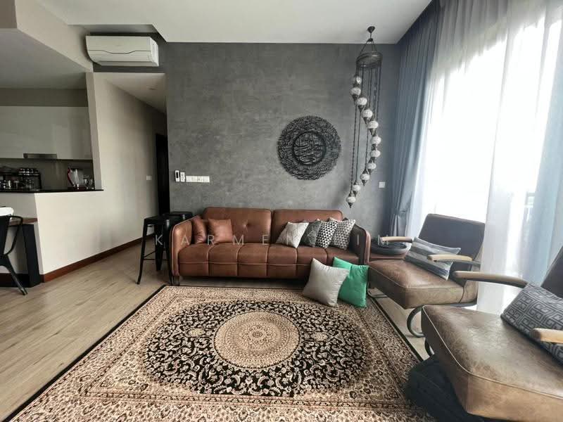 Kediaman Servis untuk Dijual di Astoria Ampang - Karmen Lim - Living Room - PropertyGuru.com.my