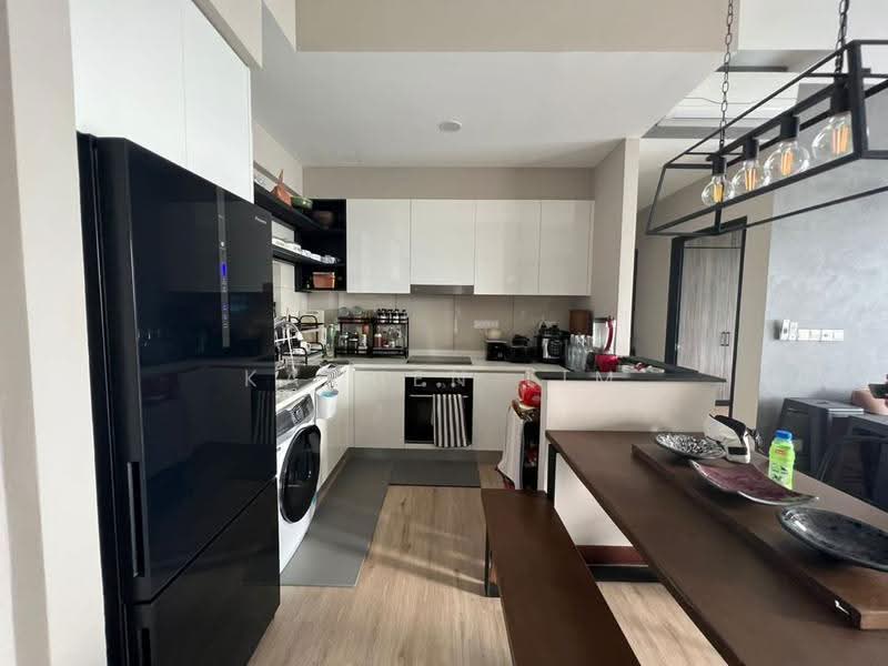 Kediaman Servis untuk Dijual di Astoria Ampang - Karmen Lim - Kitchen - PropertyGuru.com.my
