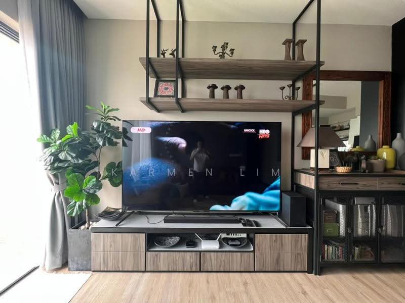 Kediaman Servis untuk Dijual di Astoria Ampang - Karmen Lim - Living Room - PropertyGuru.com.my