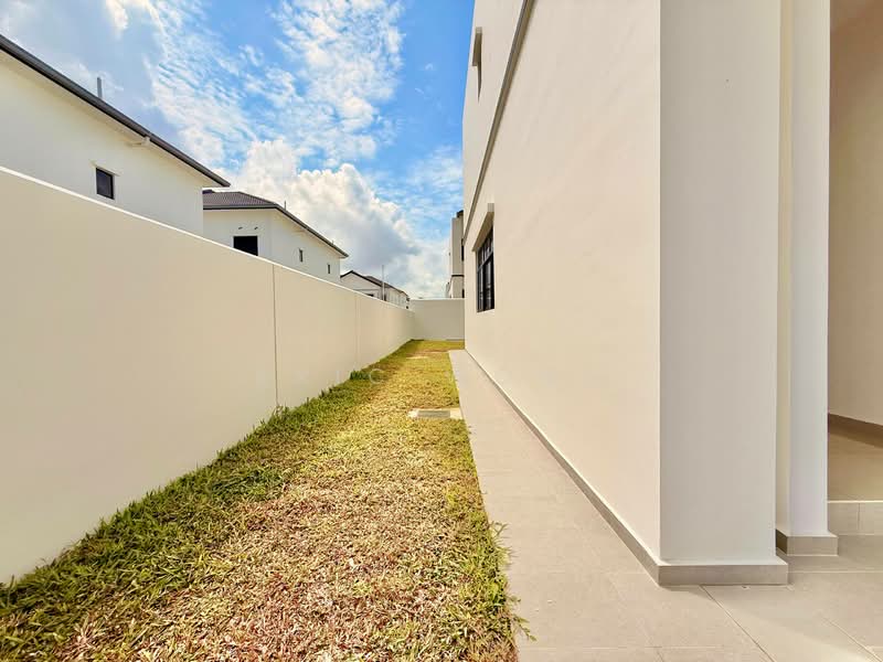 Cluster House for Sale in Iskandar Puteri (Nusajaya) (Johor) - Eric Wong - PropertyGuru.com.my