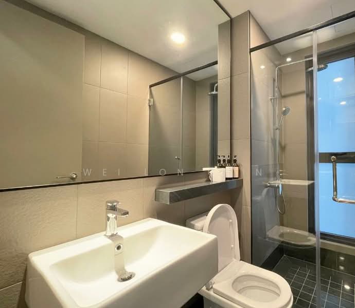 Servis Apartment untuk Disewa di Bloomsvale Menara Vista Petaling - Wei Lon Chin - Bathroom - PropertyGuru.com.my