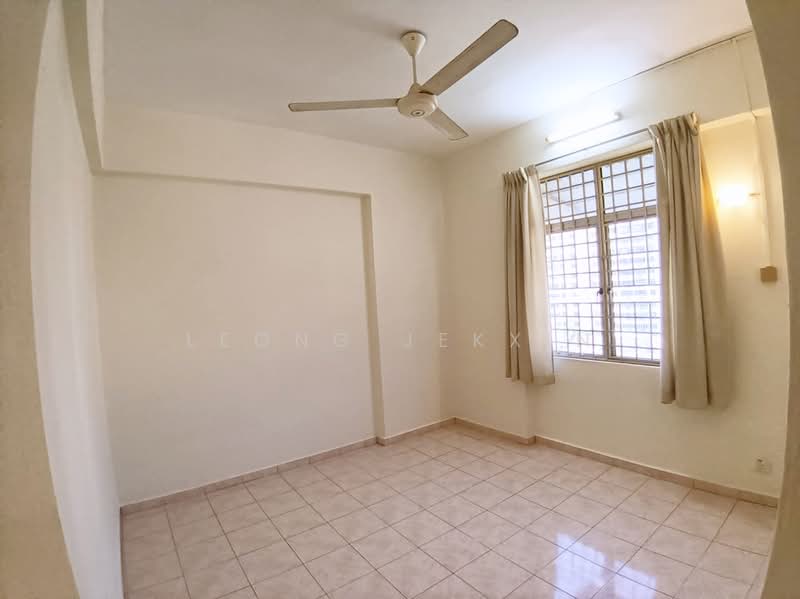Apartment for Sale at Taman Sri Bunga - Leong Jekxin - Interior - PropertyGuru.com.my