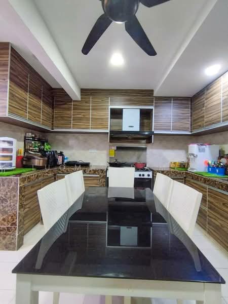 2-storey Terraced House for Sale in Taman Sutera (Kajang) - Luqman Ramli - Kitchen - PropertyGuru.com.my