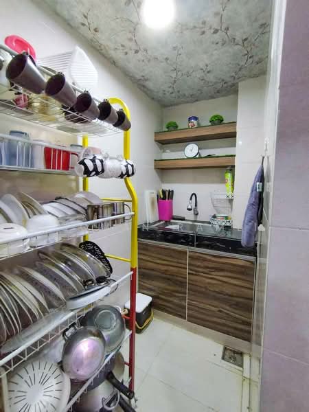 2-storey Terraced House for Sale in Taman Sutera (Kajang) - Luqman Ramli - Kitchen - PropertyGuru.com.my