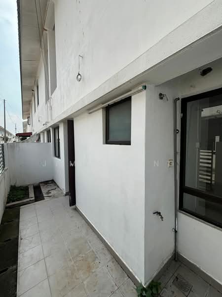 Rumah Teres 2 Tingkat untuk Dijual di M Residence 2 (Rawang) - James Wong - Exterior - PropertyGuru.com.my