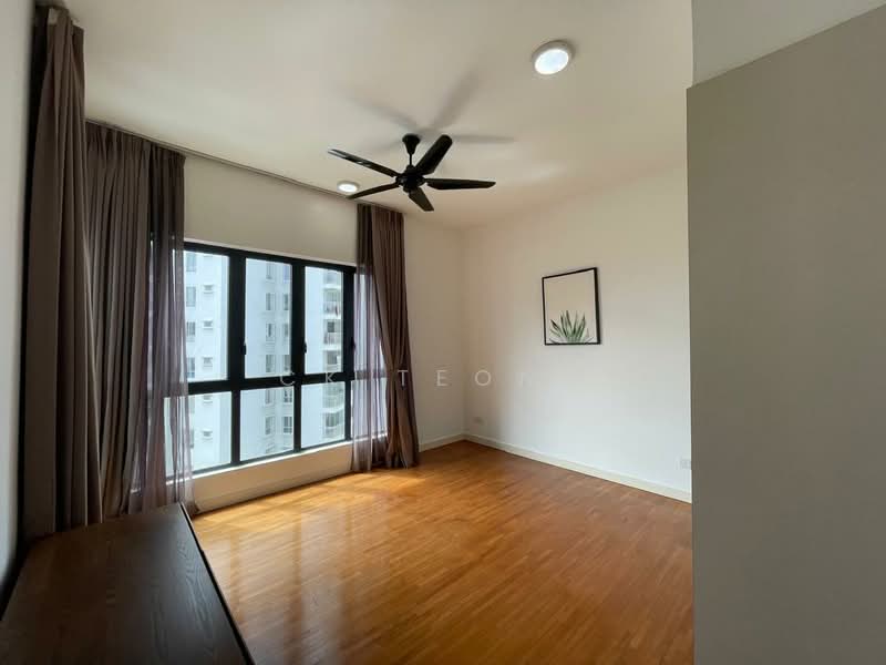 Kondominium untuk Disewa di 100 Residency - CK Teong - Living Room - PropertyGuru.com.my