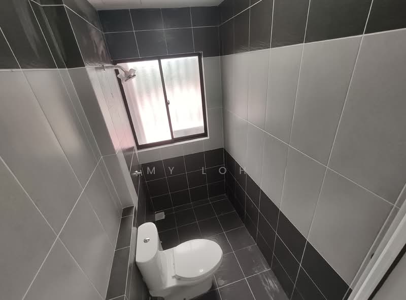 Service Residence for Sale at V-Residensi 5 - MY Loh - Bathroom - PropertyGuru.com.my