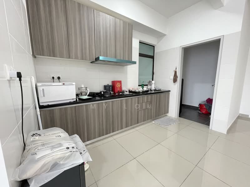 Kediaman Servis untuk Dijual di V-Residensi 5 - MY Loh - Kitchen - PropertyGuru.com.my