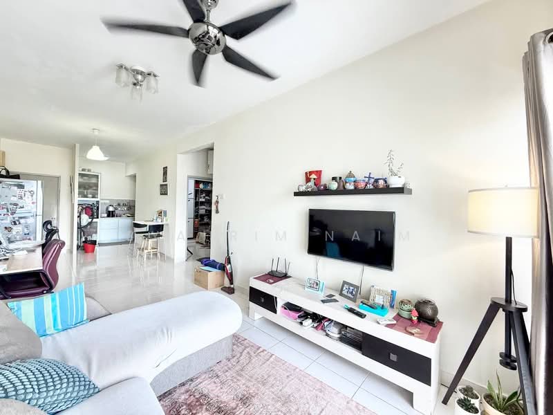 Kondominium untuk Dijual di Symphony Heights (Simfoni Heights) - Syahrim Naim - Living Room - PropertyGuru.com.my