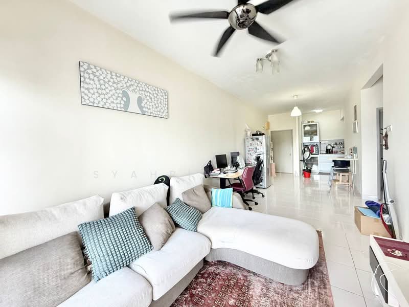 Kondominium untuk Dijual di Symphony Heights (Simfoni Heights) - Syahrim Naim - Living Room - PropertyGuru.com.my