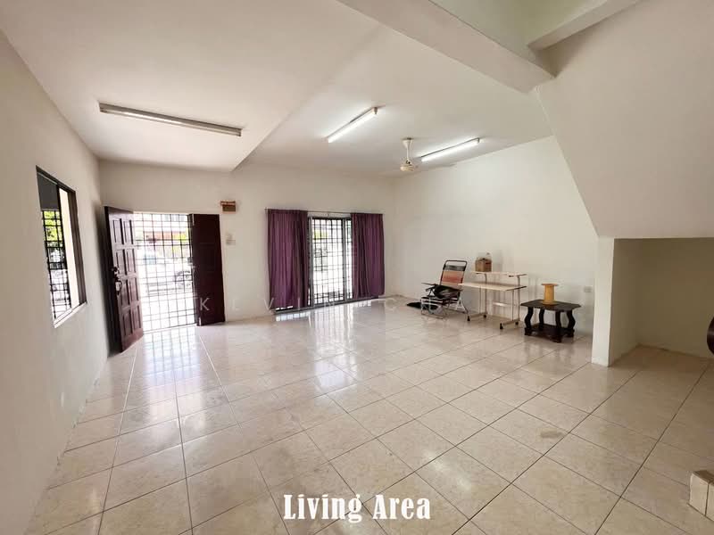 2-storey Terraced House for Sale in Kampar (Perak) - Kevin Chai - Living Room - PropertyGuru.com.my