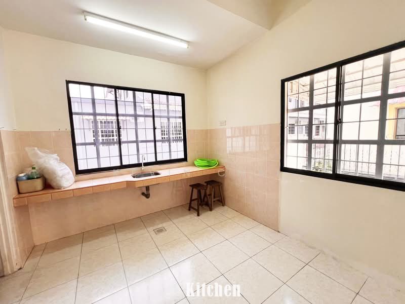 2-storey Terraced House for Sale in Kampar (Perak) - Kevin Chai - Kitchen - PropertyGuru.com.my