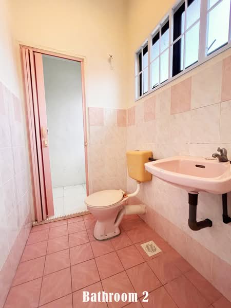 2-storey Terraced House for Sale in Kampar (Perak) - Kevin Chai - Bathroom - PropertyGuru.com.my