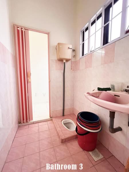 2-storey Terraced House for Sale in Kampar (Perak) - Kevin Chai - Bathroom - PropertyGuru.com.my