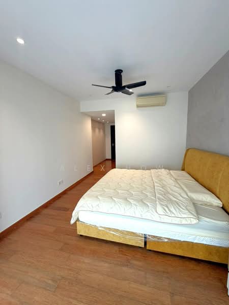 Pangsapuri untuk Disewa di Molek Pine 4 - Alex How - Bedroom - PropertyGuru.com.my