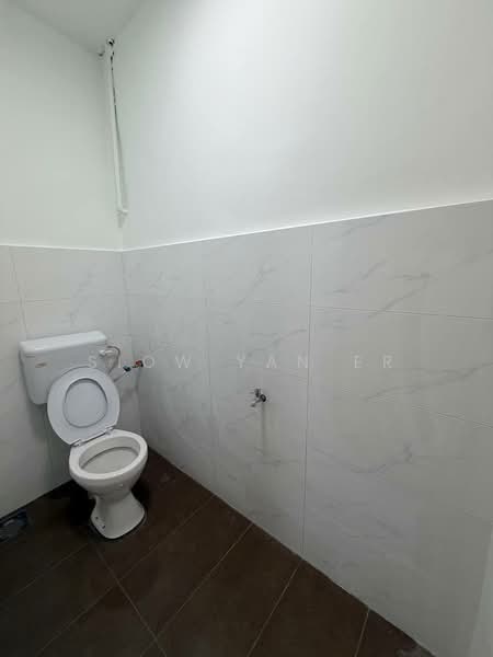 Rumah Teres 2 Tingkat untuk Dijual di Taman Johor Jaya (Johor Bahru) - Siow Yan Er - Bathroom - PropertyGuru.com.my