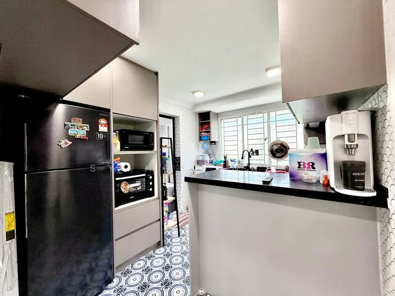 Flat for Sale at Rumah Pangsa Saga (Saga Suria) - Syahrim Naim - Kitchen - PropertyGuru.com.my