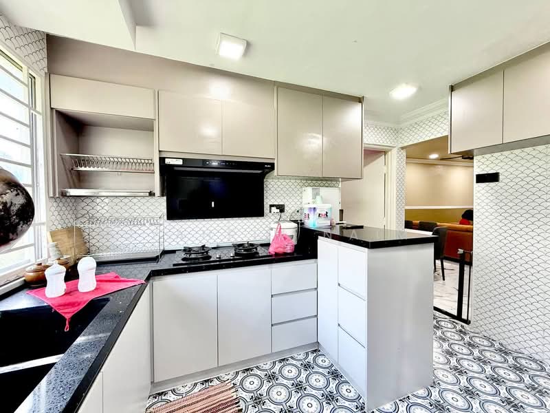 Flat for Sale at Rumah Pangsa Saga (Saga Suria) - Syahrim Naim - Kitchen - PropertyGuru.com.my
