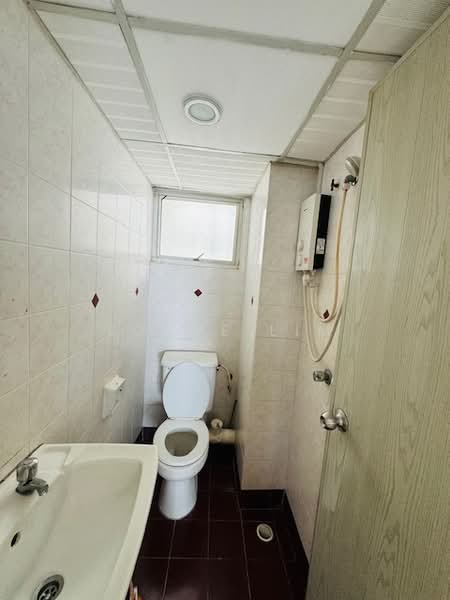 Condominium for Rent at N-Park Condominium - Joyce Lim - Bathroom - PropertyGuru.com.my