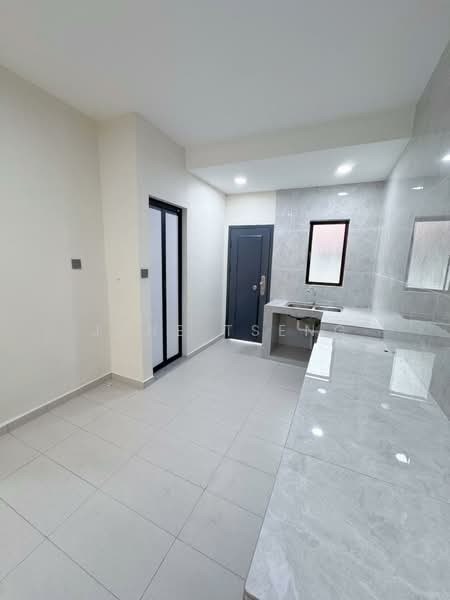 1-storey Terraced House for Sale in Gelang Patah (Johor) - June Tseng - PropertyGuru.com.my